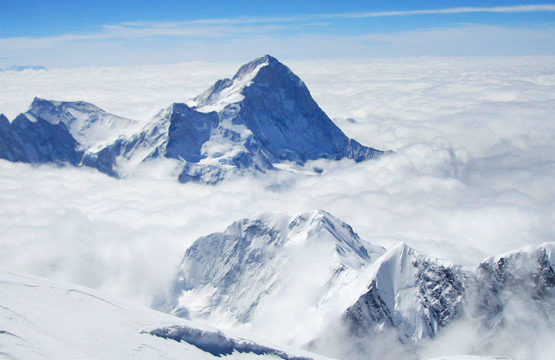 9 Amazing Facts about Makalu Base Camp Trek makalu