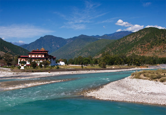 Bhutan Tour with Trekking