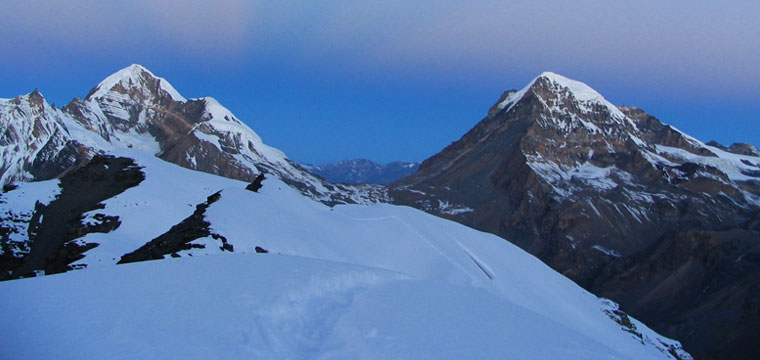 Chulu Peak, Annapurna Circuit Trail