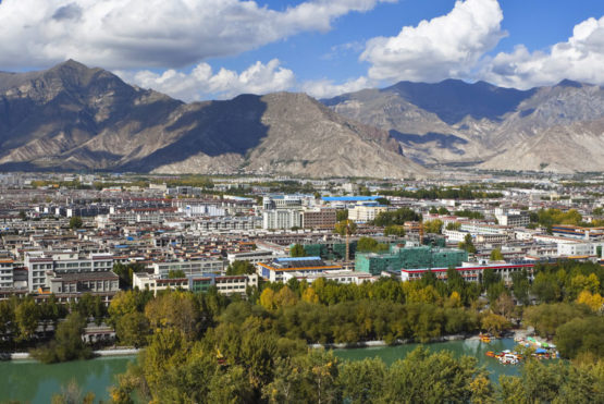 Top 7 Must-See Landmarks and Popular Places to visit in Lhasa Top 7 Must-See Landmarks and Popular Places to visit in Lhasa