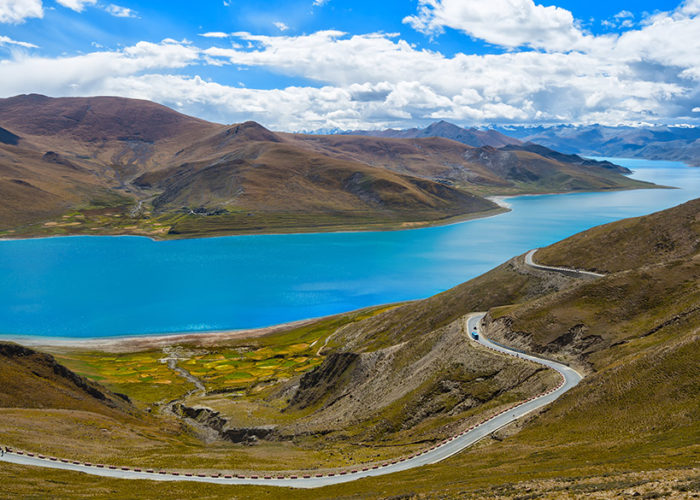 Yamdrok Tso Lake