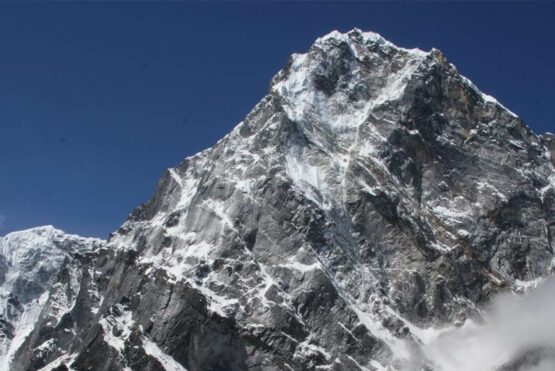 Amazing experience as female traveler! Everest Base Camp Short Trek Himalayas