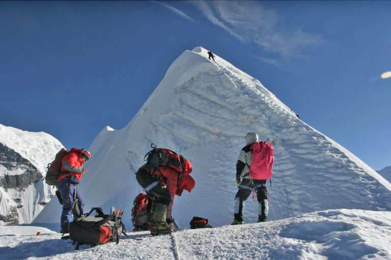 preparing-to-climb-island-peak-of-nepal