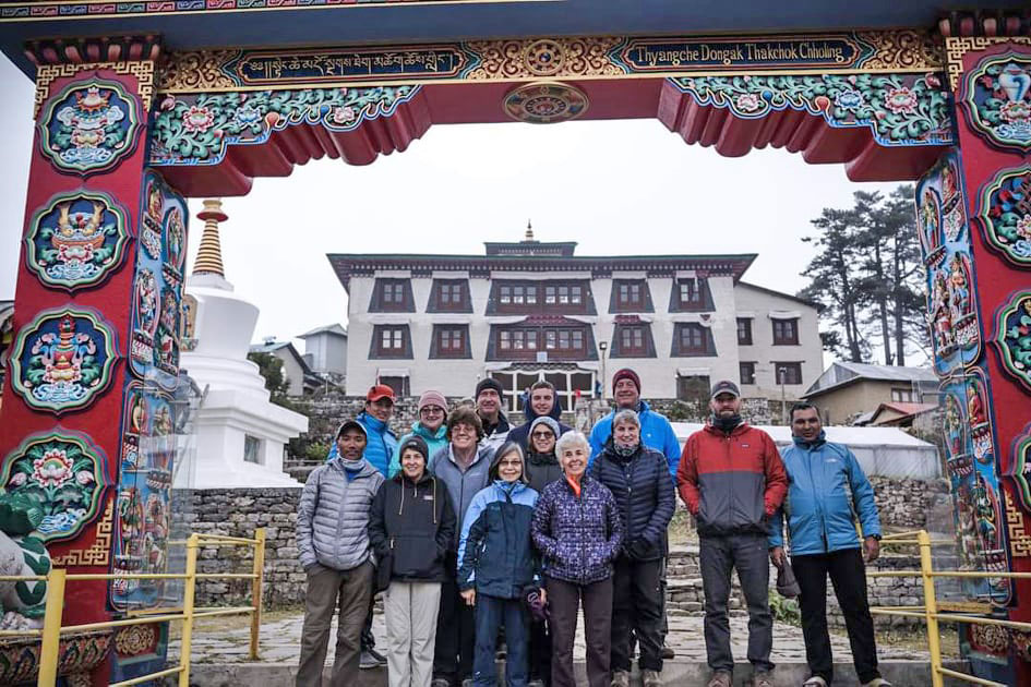 rishi-ram-bhantana-and-Kami-Rita-Sherpa-with-group-at-Tengboche-Monastery