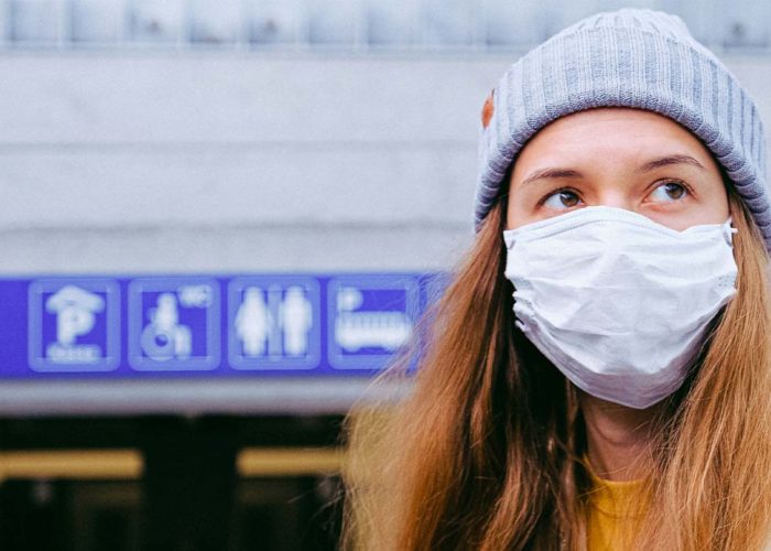 Girl traveling during the pandemic