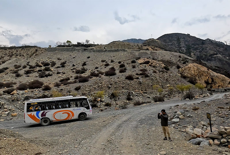 traveling to upper mustang via bus