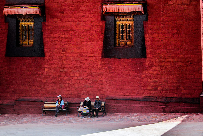 Natives resting within the premises of Tashilhunpo Monastery