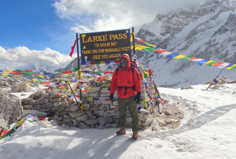 Crossing Larke La Pass by taking Manaslu Trek Permit