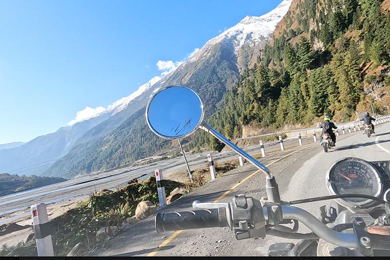 mountain biking tour in nepal