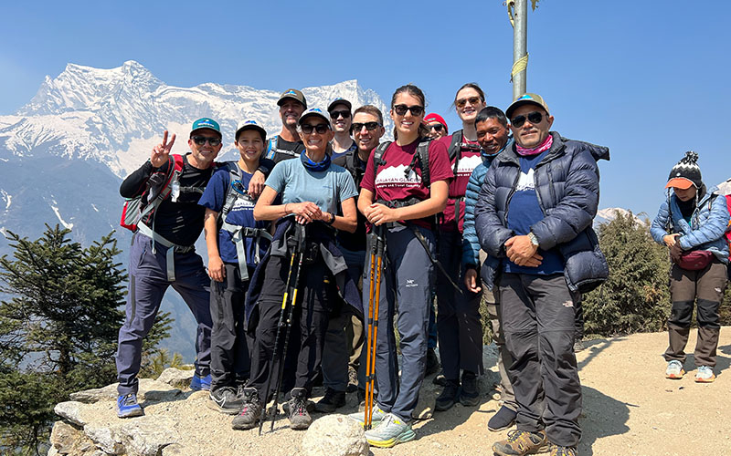 Himlayan Glacier Group taking group pic during ebc